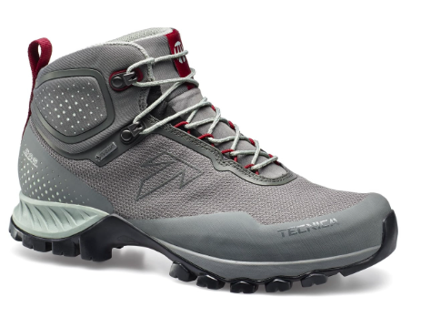 Tecnica Hiking Boots.png